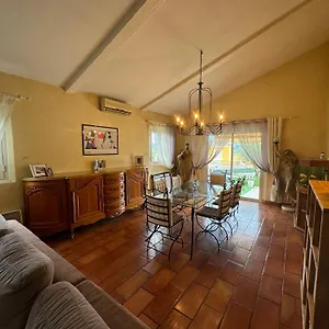 Couette-café Chambre Amandier, Mandelieu